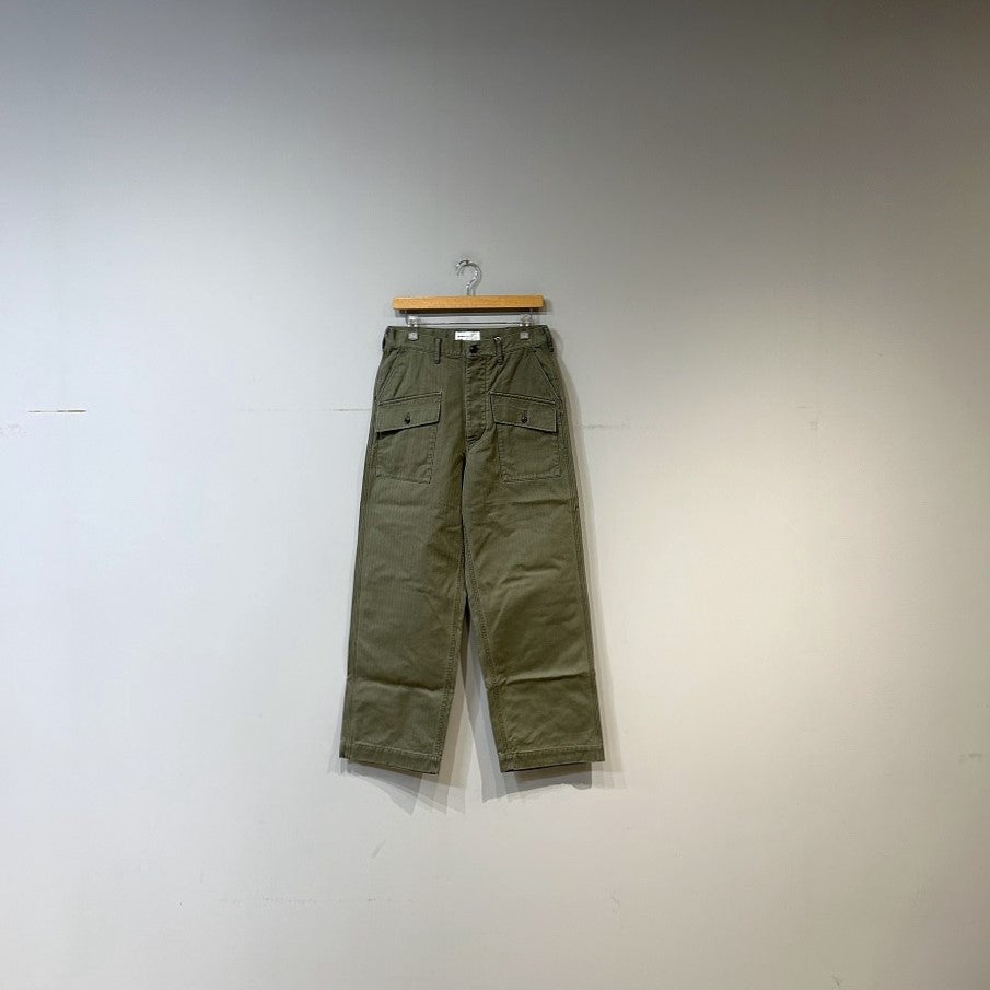 チマラ　PLEASE 限定チノパン チマラ chimala PLEASE 別注チノパン 32 - メルカリ