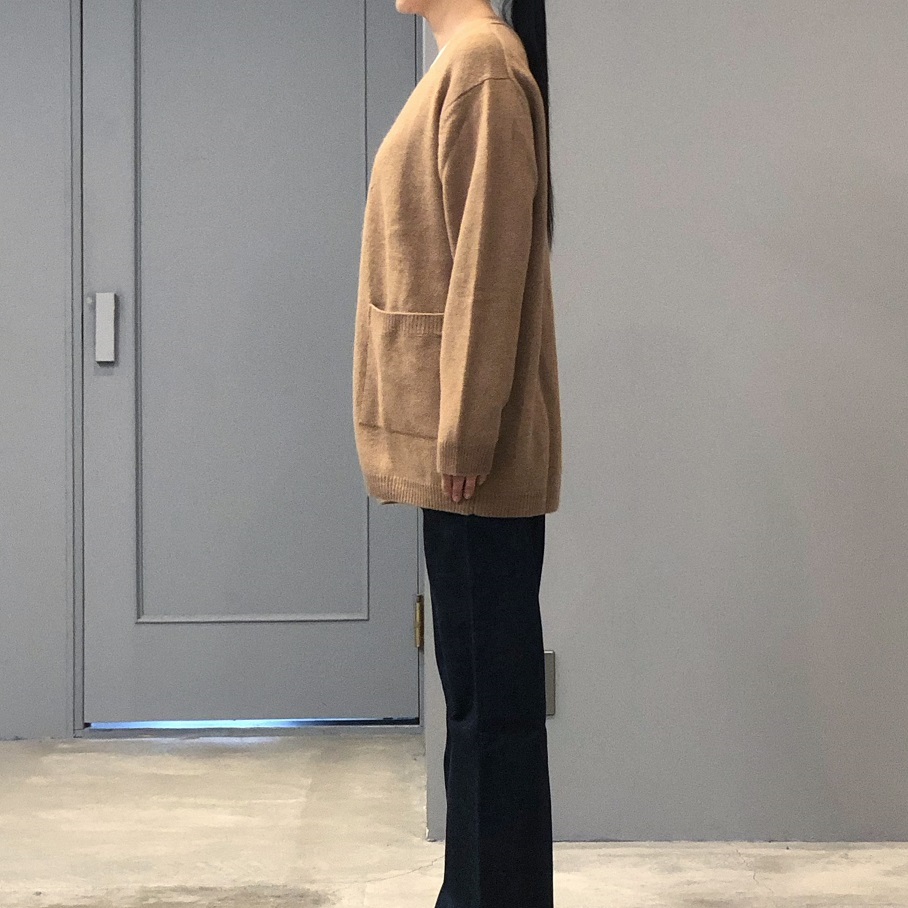 ANSPINNEN Baby Camel Vneck Cardigan | PLEASE