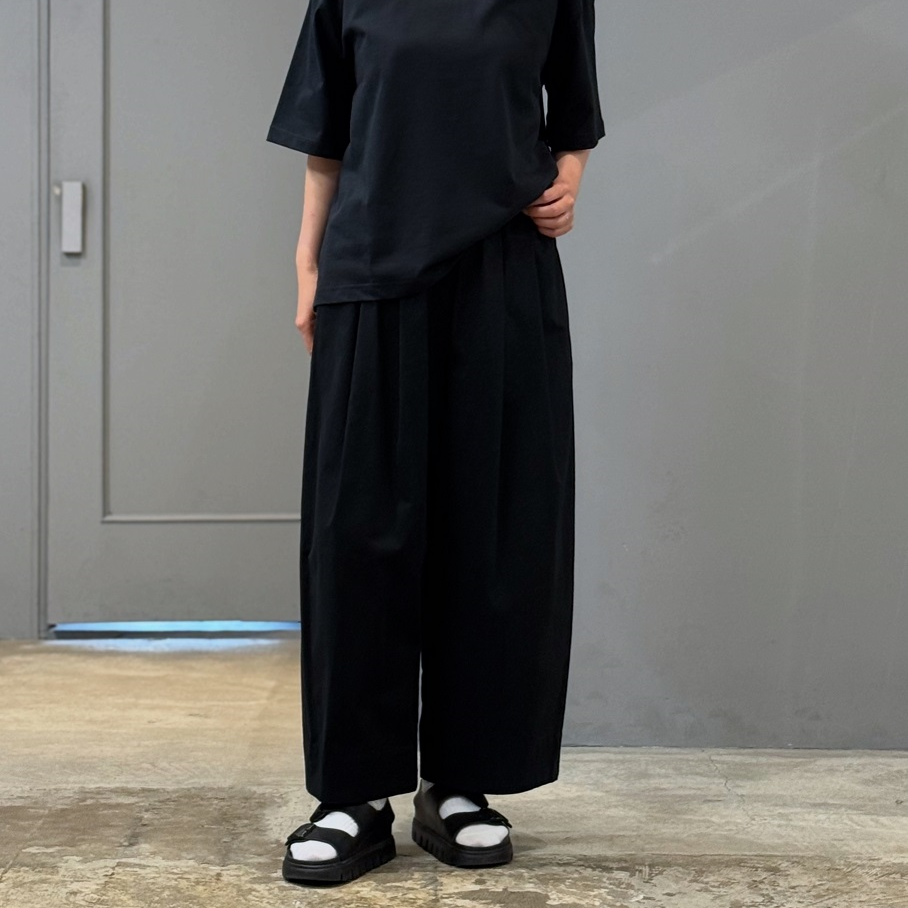 apuntob Trousers cotton gabardine | PLEASE apuntob Trousers cotton gabardine | PLEASE