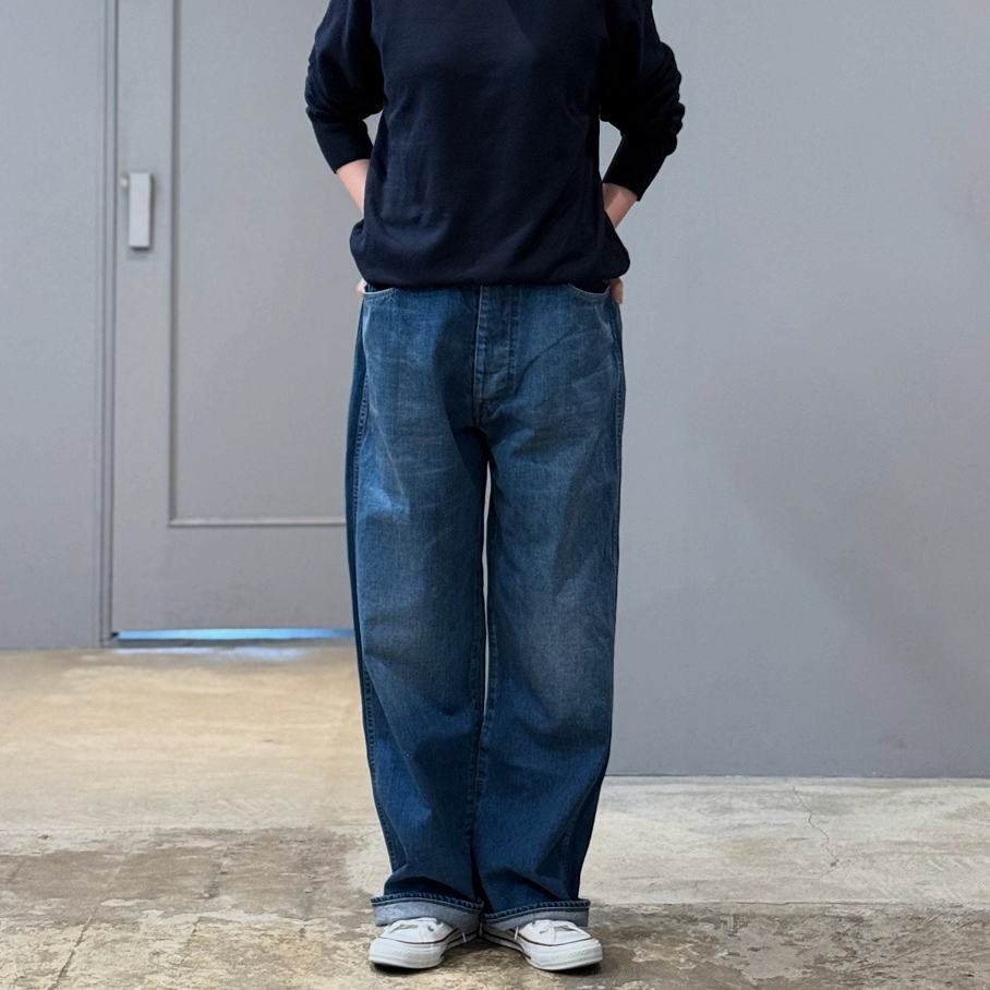 chimala-チマラ　WAIST ADJUSTABLE TROUSER Adjustable Waist Denim Pants in Medium Wash | Chimala