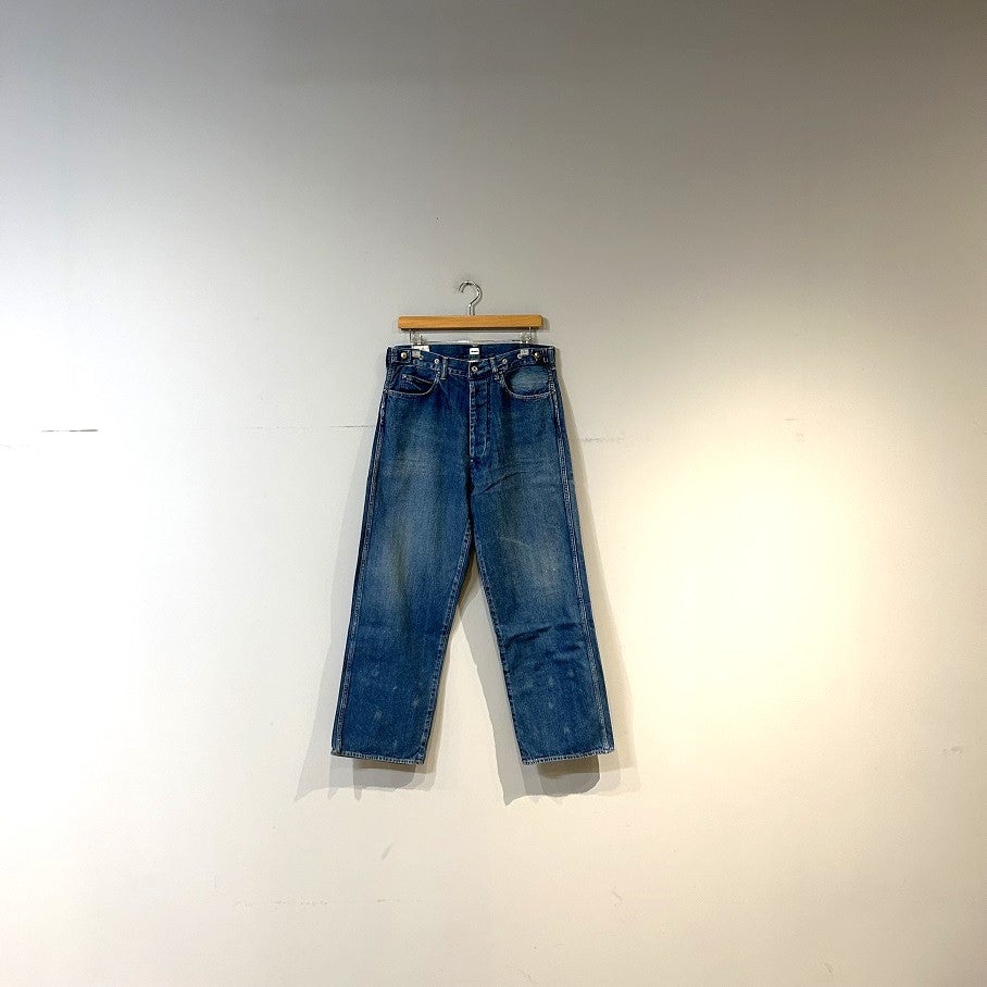 chimala WAIST ADJUSTABLE DENIM PANTS | PLEASE