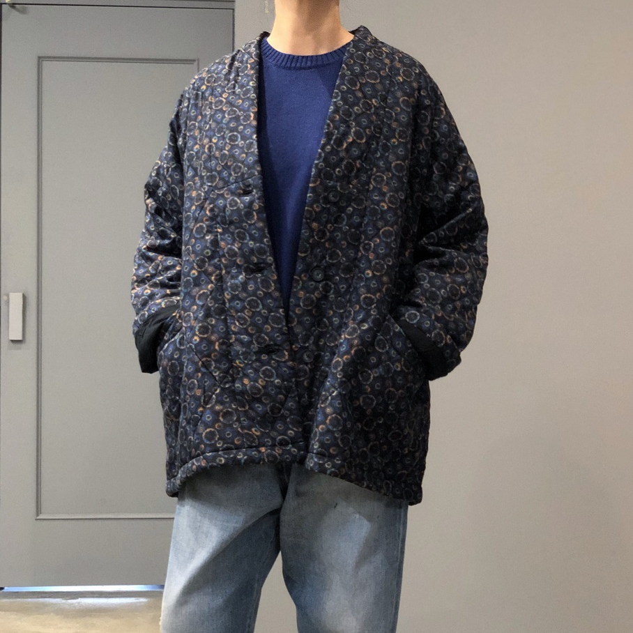 maison de soil] PADDED SILK PRINT RAGLAN HALF COAT | PLEASE