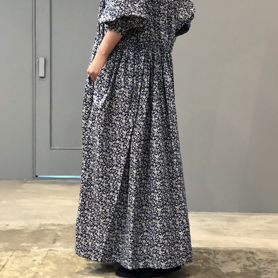 TOUJOURS トゥジュー　花柄ギャザードレス TOUJOURS (トゥジュー) Short Sleeve Classic Gathered Dress