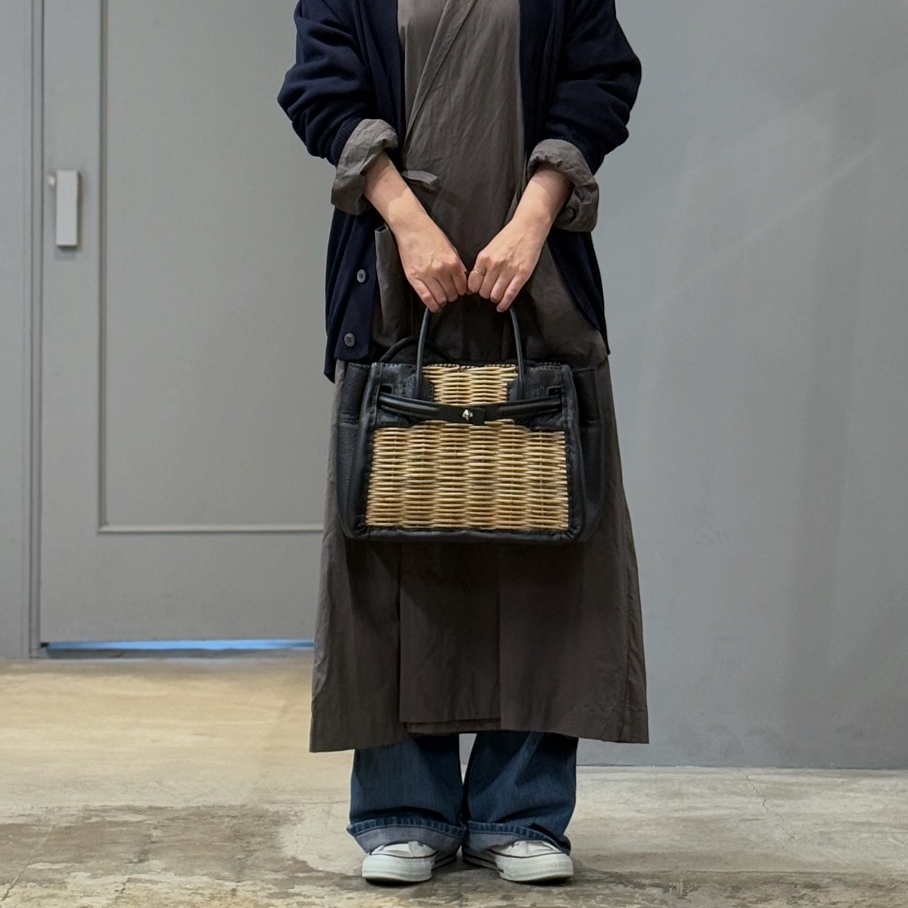 eb.a.gos エバゴス スタイリストバッグ（ベルトバッグ） フニュ