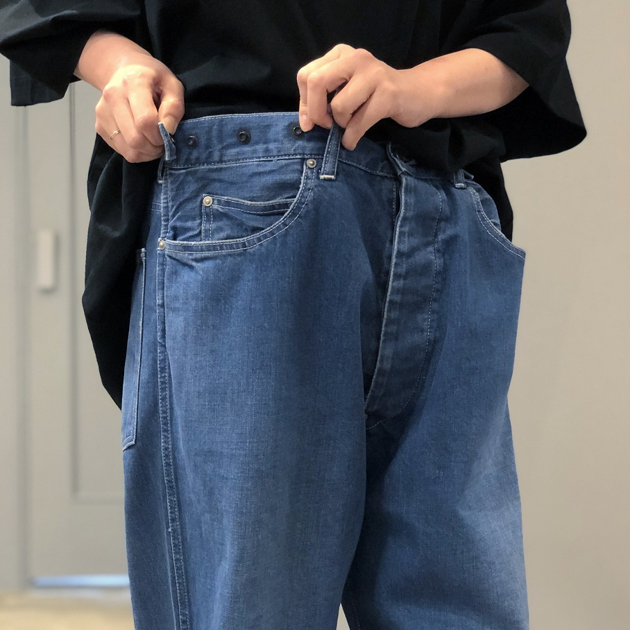 chimala WAIST ADJUSTABLE DENIM PANTS | PLEASE